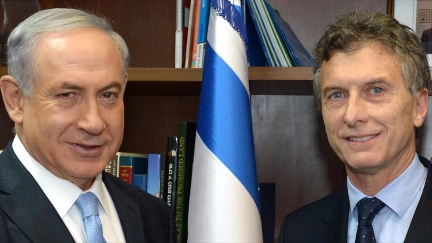 El presidente argentino, Mauricio Macri (dcha.), junto con el primer ministro israelí, Benyamin Netanyahu.