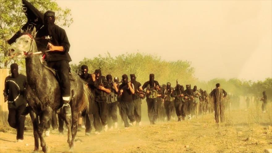 Integrantes de la banda terrorista Frente Al-Nusra, un grupo afiliado a Al-Qaeda en Siria.