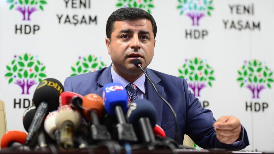El líder del Partido Democrático del Pueblo turco (HDP, por sus siglas en turco), Selahattin Demirtas.