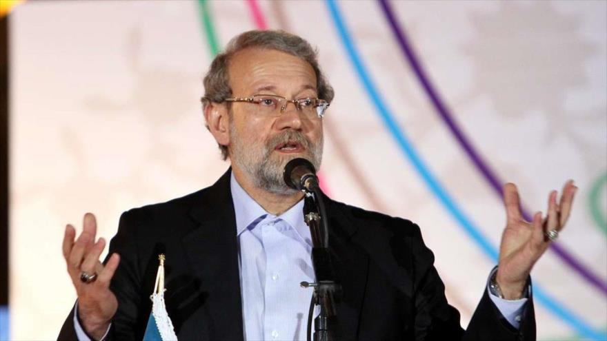 Ali Lariyani, presidente del Parlamento iraní.