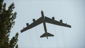 Dos bombarderos estratégicos B-52 de EEUU vuelan cerca de la frontera rusa