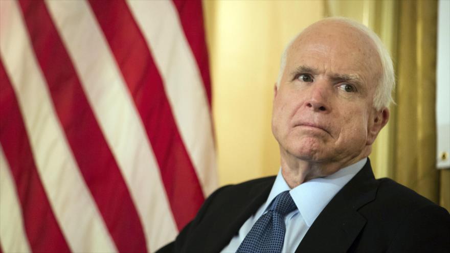 El senador republicano John McCain.