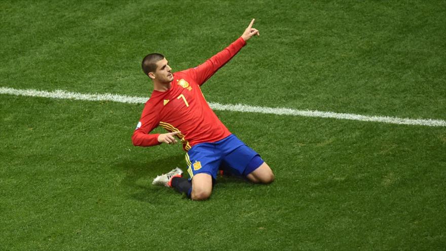 Álvaro Morata celebra su gol ante Turquía, 17 de junio.