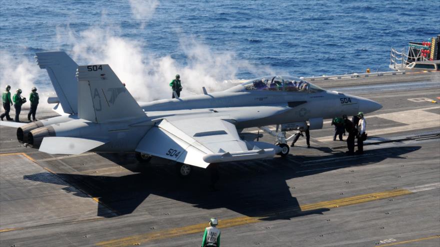 Un avión estadounidense de combate electrónico EA-18G Growler. 