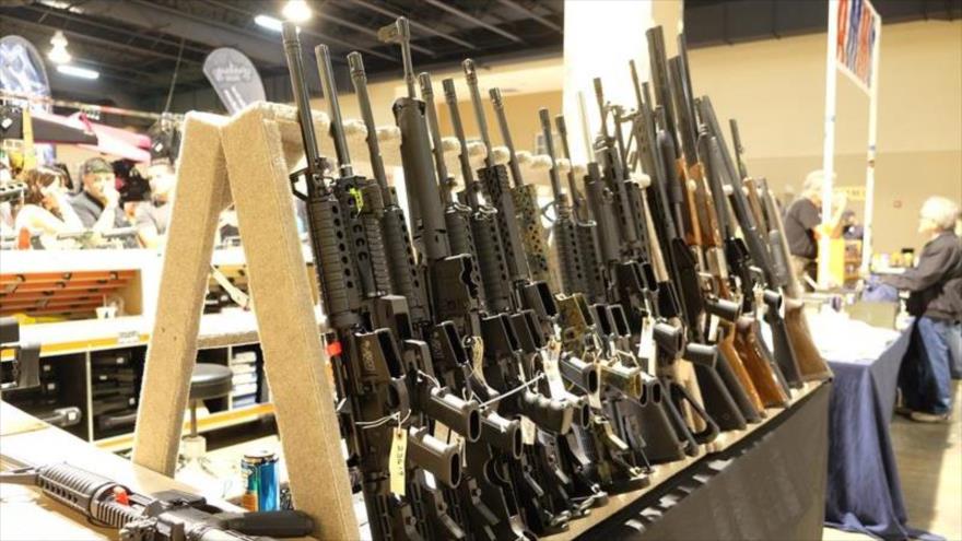 Una feria de armas de fuego en Miami (EEUU).