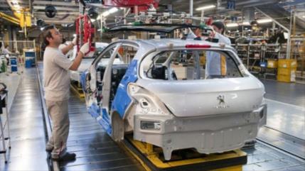 Peugeot vuelve a Irán con un acuerdo de 400 millones de euros