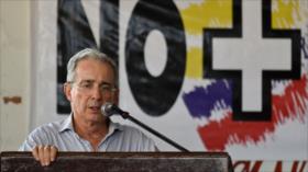 Anuncian paz para Colombia pero Uribe la considera ‘herida’