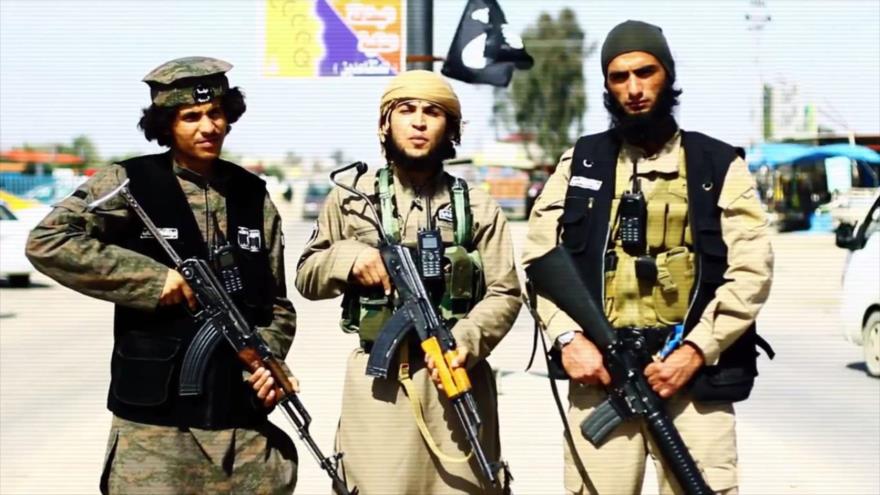 Miembros del grupo terrorista EIIL (Daesh, en árabe).
