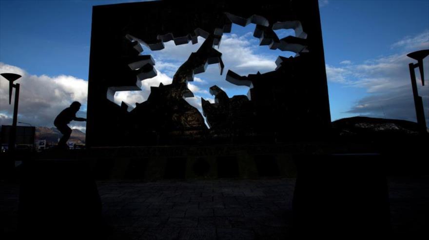 Monumento a los caídos en las islas Malvinas en la ciudad sureña de Ushuaia.