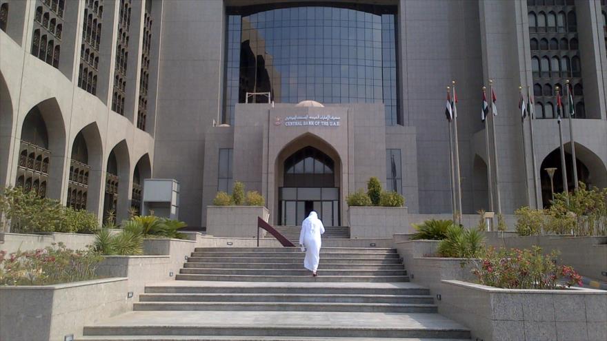 El Banco Central de Emiratos Árabes Unidos (EAU).