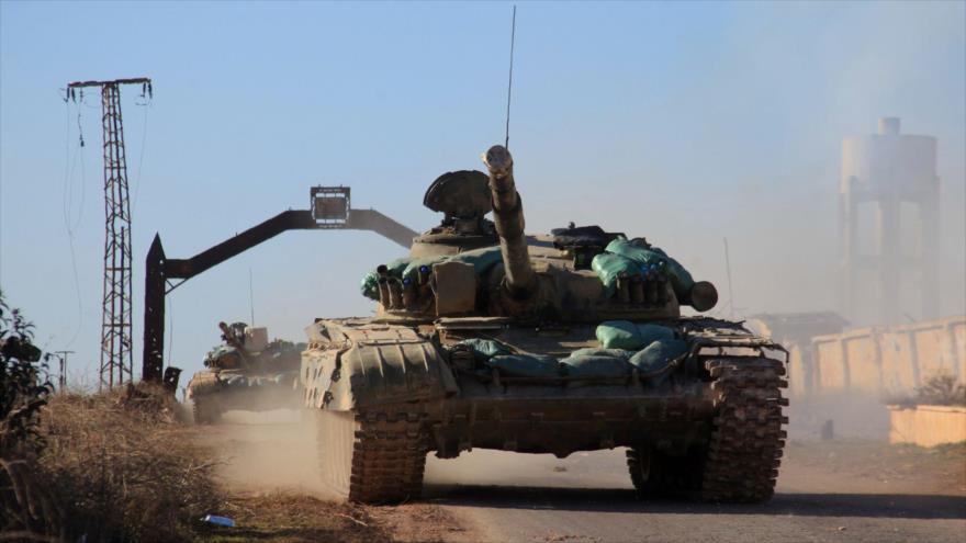 Tanques de las fuerzas del Ejército sirio en el pueblo de Tal Yabin, al norte de Alepo, 3 de febrero de 2016.