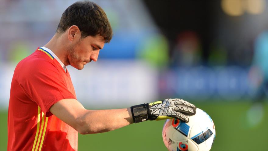 Casillas se retira de selección española… ¡con un vídeo de Rambo! | HISPANTV