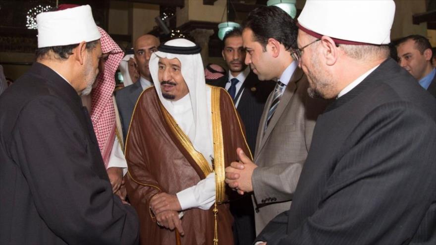 Arabia Saud  utiliza Al  Azhar  para reducir la influencia 