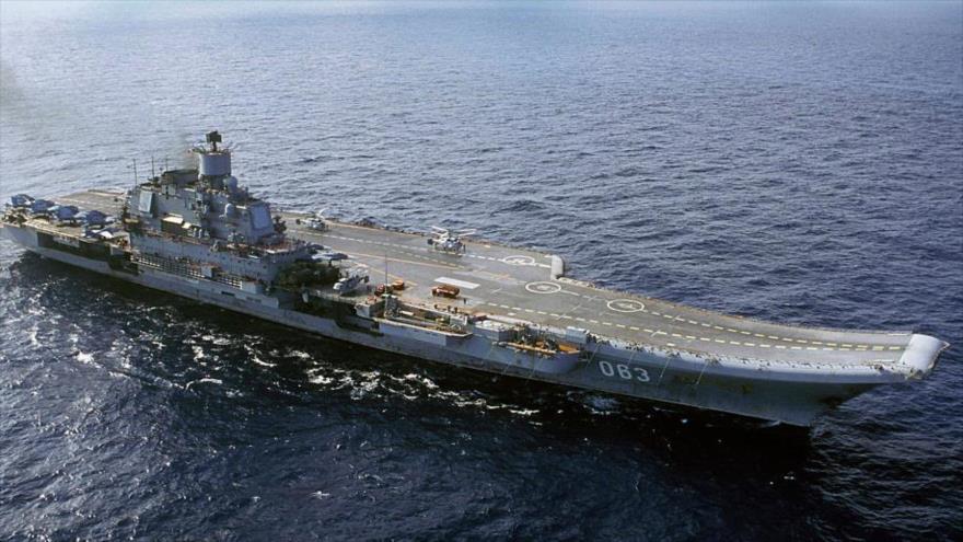 El portaaviones ruso Almirante Kuznetsov, el único que tiene Rusia