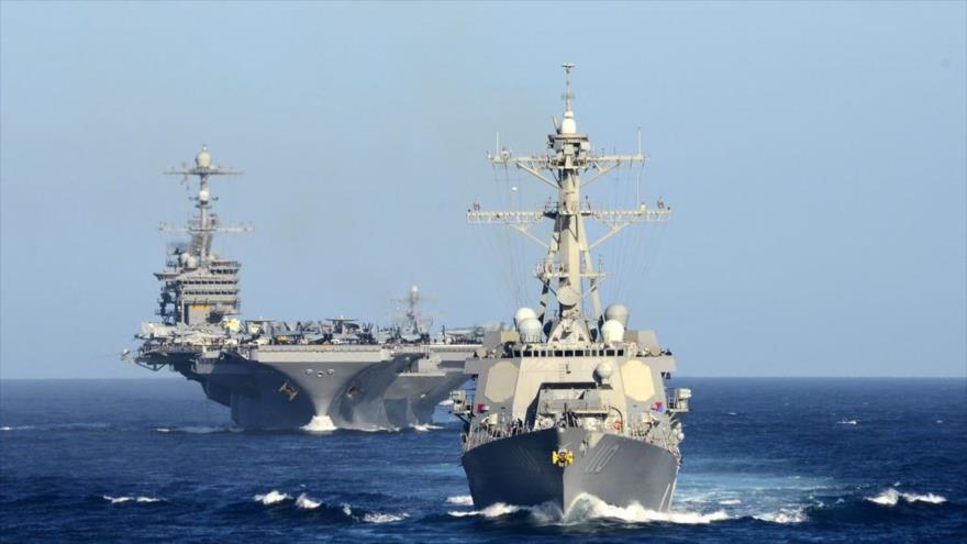 Armada naval estadounidense en las aguas del Mar Meridional de China.