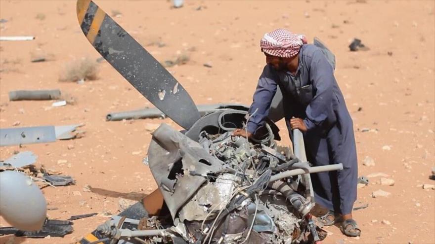 Imagen difundida por EIIL que muestra el dron estadounidense siniestrado en Siria, 5 de julio de 2016.