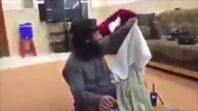 Terroristas de Daesh se ríen mientras se viola a una mujer