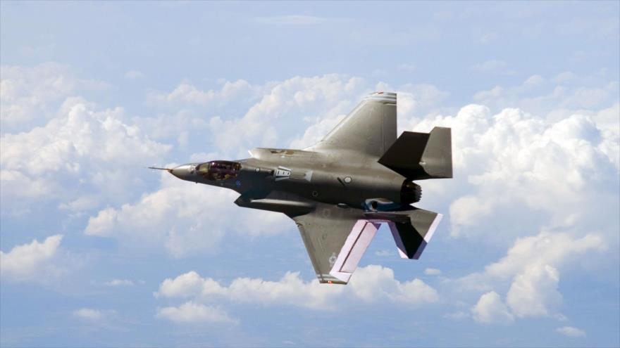 Un cazabombardero estadounidense F-35.
