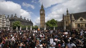 Protestas contra represión policial de EEUU se extienden a Europa