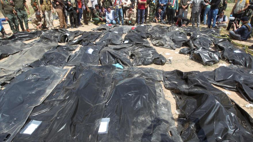 Cuerpos hallados de las víctimas de Camp Speicher.