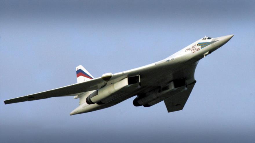 El bombardero supersónico ruso Tu-160.