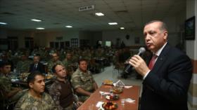 Presidente turco: Los golpistas pagarán por su ‘traición’