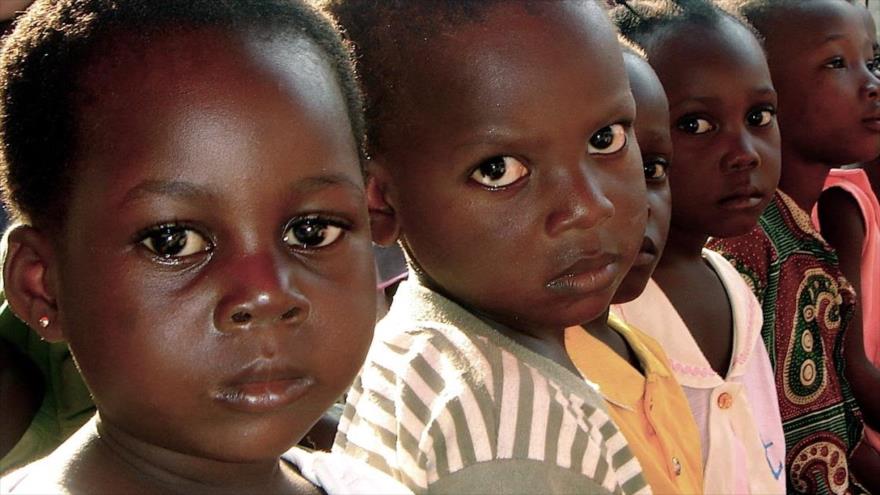 Niños africanos.
