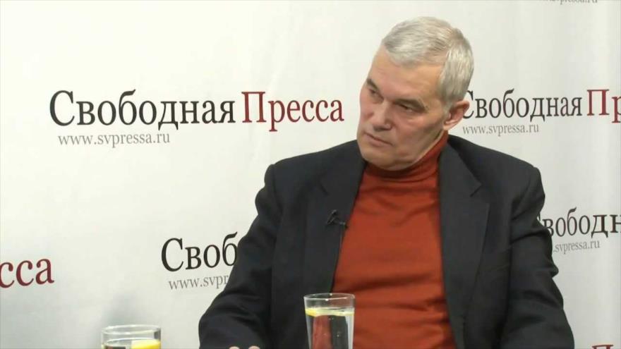 Konstantín Sívkov, analista estratégico ruso. 