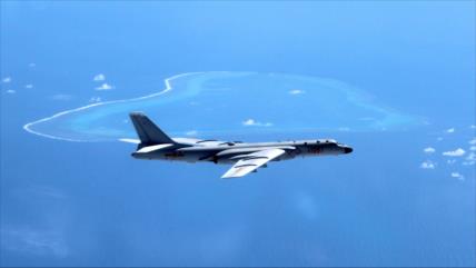 Pekín lanza patrullas aéreas de combate sobre mar del Sur de China