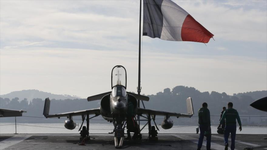Un cazabombardero francés que participa en las operaciones de la llamada coalición anti-EIIL en Siria.
