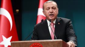 Erdogan advierte que intento de golpe de Estado podría seguir en marcha en Turquía