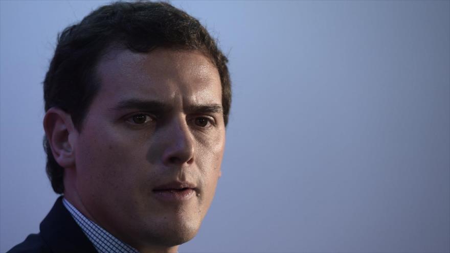 Rivera pedirá al rey urgir al PSOE a permitir Gobierno de PP