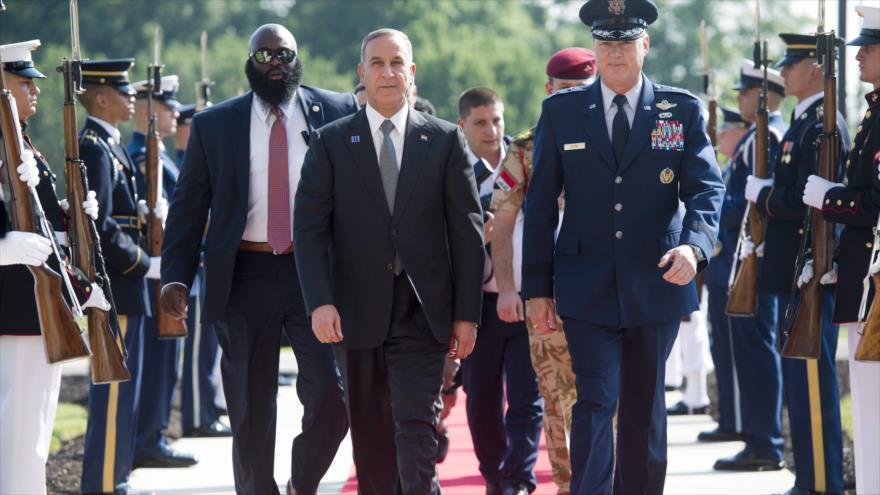 El ministro iraquí de Defensa, Jaled al-Obeidi, en Washington para participar en la reunión de los ministros de Defensa de la llamada coalición internacional.