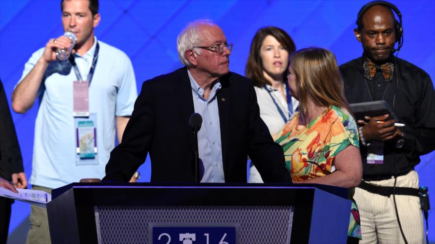 Sanders pide a los delegados votar a Clinton para pararle los pies al ‘demagogo’ Trump