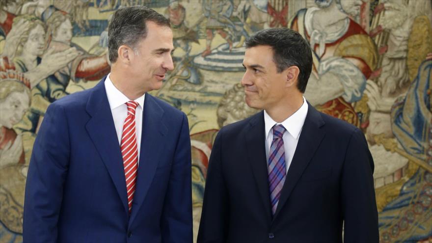 El secretario general del Partido Socialista Obrero Español (PSOE), Pedro Sánchez, antes de una reunión con el rey Felipe VI en el palacio de la Zarzuela, sede de la monarquía española, 28 de julio de 2016.