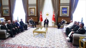 Erdogan anuncia el cierre de las escuelas militares en Turquía