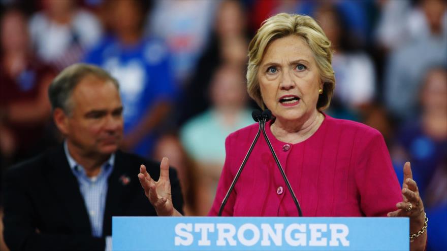 La candidata demócrata a la Presidencia de EE.UU., Hillary Clinton, en una campaña electoral celebrada en Filadelfia, Pensilvania, 29 de julio de 2016.