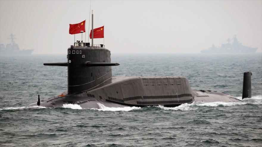 Un submarino de la Fuerza Naval de China en el mar Amarillo.