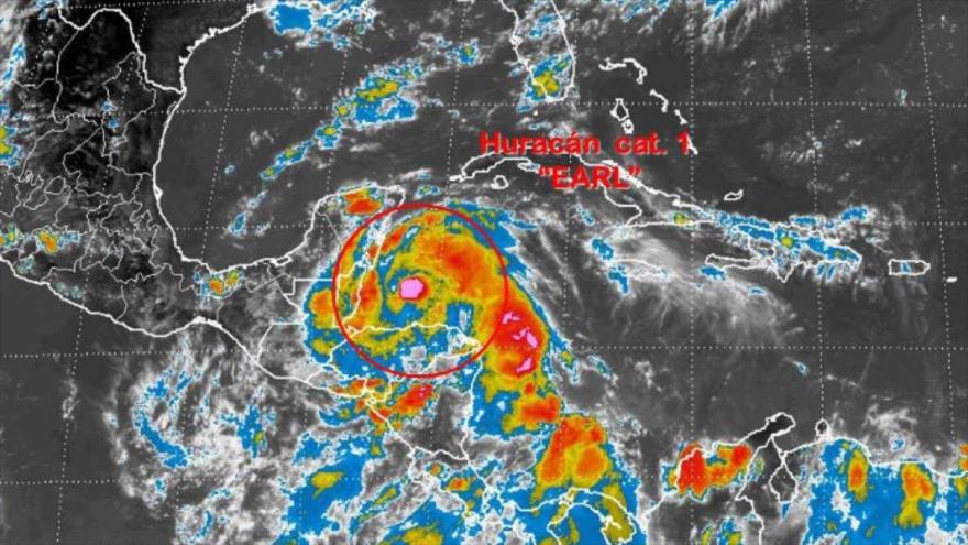 Imagen de un mapa digital que muestra el espacio donde avanza la tormenta tropical Earl.