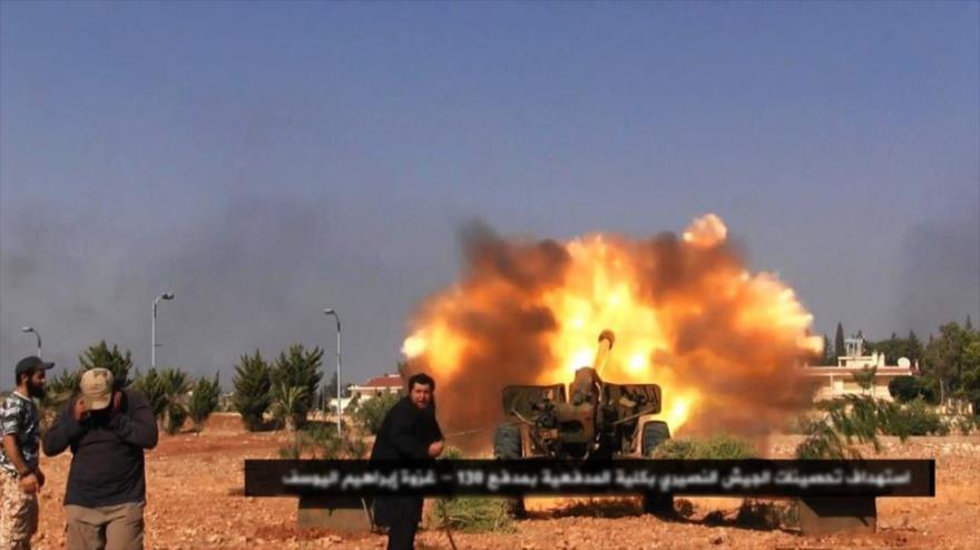 Terroristas asaltan una academia del Ejército sirio en el distrito de Ramousah, en Alepo.