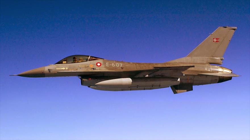Cazabombardero F-16 de la Fuerza Aérea de Dinamarca.