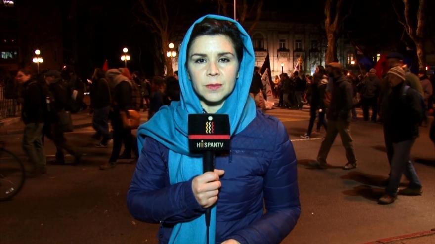 Estudiantes uruguayos rechazan recortes al presupuesto educativo