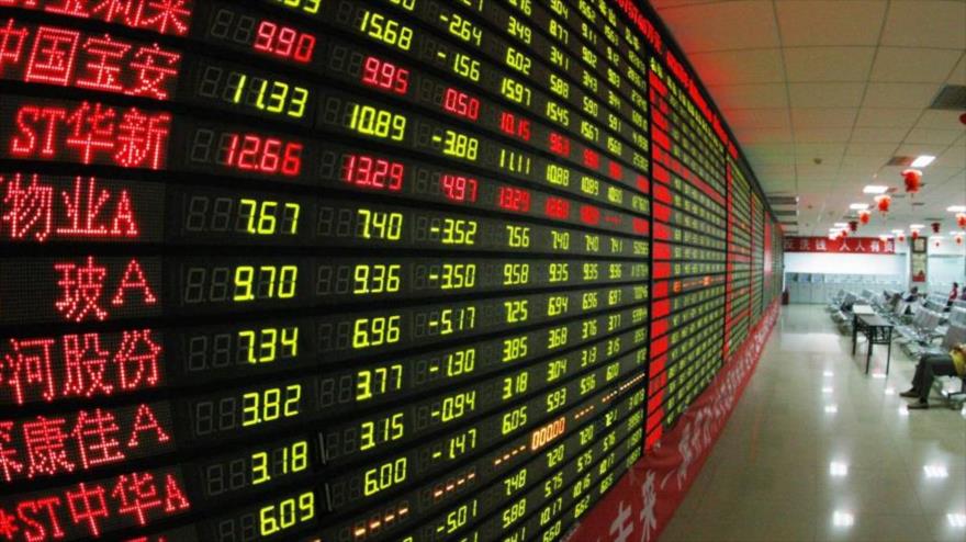 La Bolsa de Shanghái (en inglés: Shanghai Stock Exchange, SSE) es el mercado de valores más grande en China continental.
