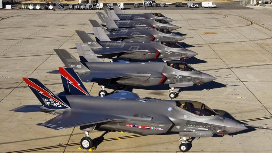 El nuevo avión cazabombardero de V Generación y de tecnologías poco observables (satélite) estadounidense, F-35.