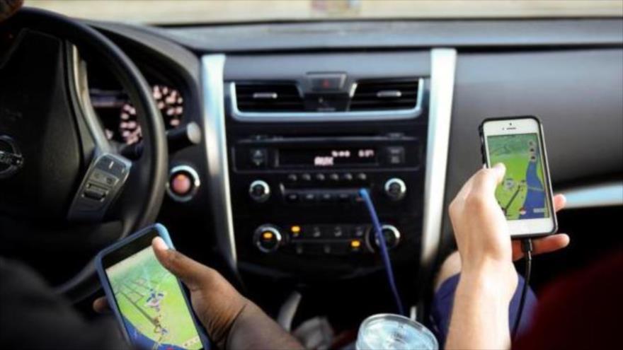 Usuarios del popular juego de realidad aumentada Pokémon Go.