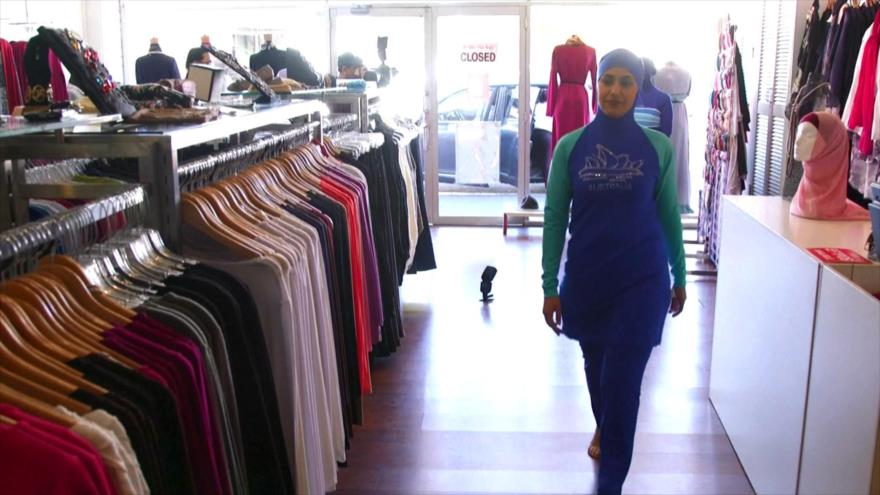 Genera polémica en Francia la prohibición del burkini o bañador islámico