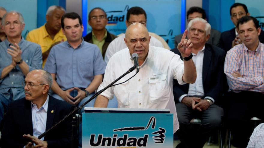 El secretario ejecutivo de la oposición Mesa de la Unidad Democrática (MUD), Jesús Torrealba.