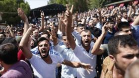 Ciudadanos turcos protestan contra Gobierno por no protegerlos