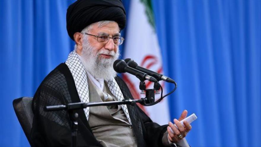 El Líder de la Revolución Islámica de Irán, el ayatolá Seyed Ali Jamenei.