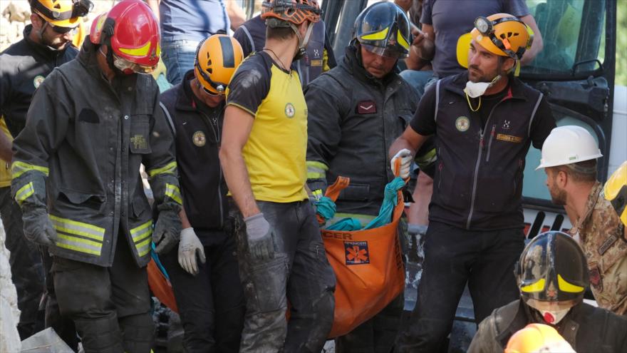 Terremoto en Italia deja al menos 247 muerto y 350 heridos
